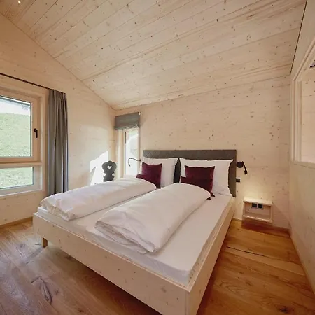 Holiday home Haus Motta