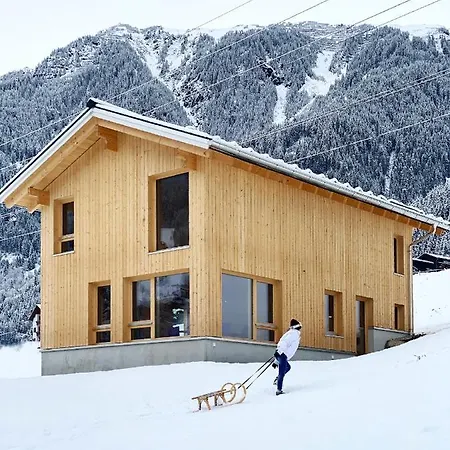 Holiday home Haus Motta